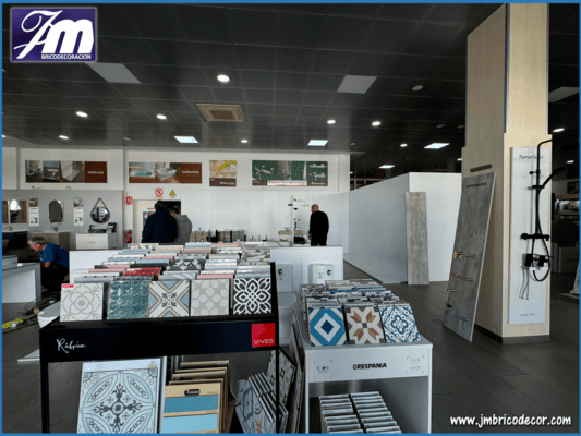 Instalacion de expositores 17-01-25